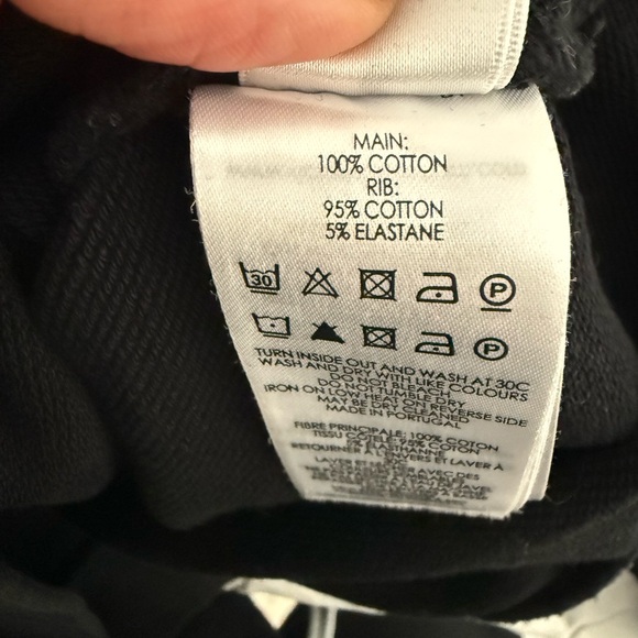 Victoria Beckham Black Sweatshirt with White Text - Picture 4 of 10